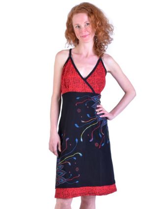 Čierno-červené krátke šaty na ramienka, potlač a výšivka