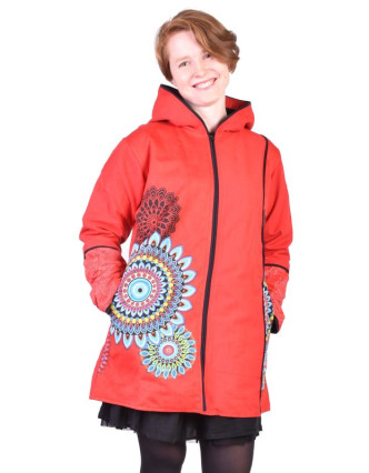 Červený kabát s kapucňou zapínaný na zips, farebná Mandala potlač, lemy