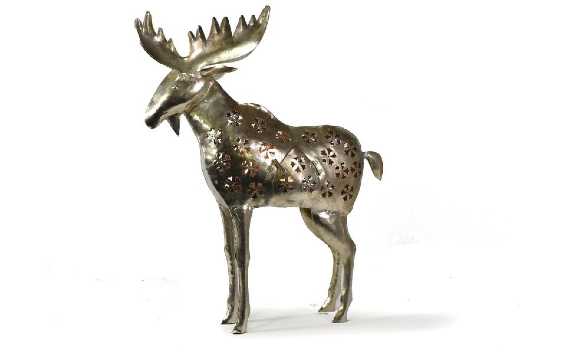 Žreb, kovový svietnik, ručné práce, prerezávané ornamenty, vyššie. 65cm