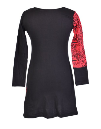 Čierno-červené šaty s dlhým rukávom, kvetinová potlač, V výstrih