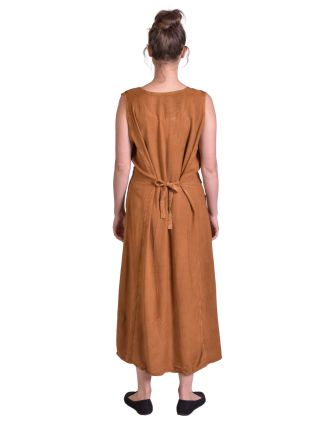 Dlhé voľné hnedo-oranžové šaty bez rukávu, výšivka, viazanie na chrbte