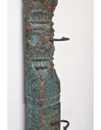 Starý trám s háčikmi, ručne vyrezávaný, 148x8x10cm