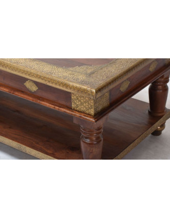 Konferenčný stolík z palisandrového dreva zdobený mosadzným kovaním, 120x60x45cm