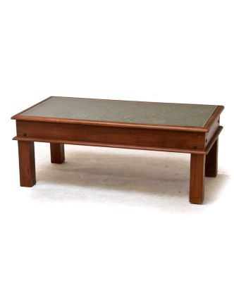 Konferenčný stolík z teakového dreva zdobený starými raznicami, 60x120x45cm