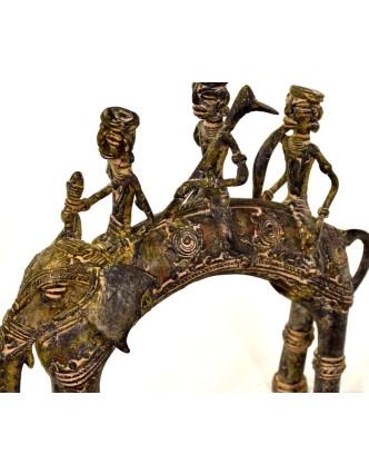 Jazdci na slonovi, mosadzná soška, tribal art, 20x7x18cm