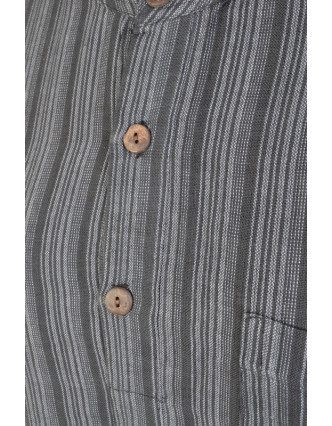 Pruhovaná pánska košeľa-kurta s krátkym rukávom a vreckom, šedo čierna