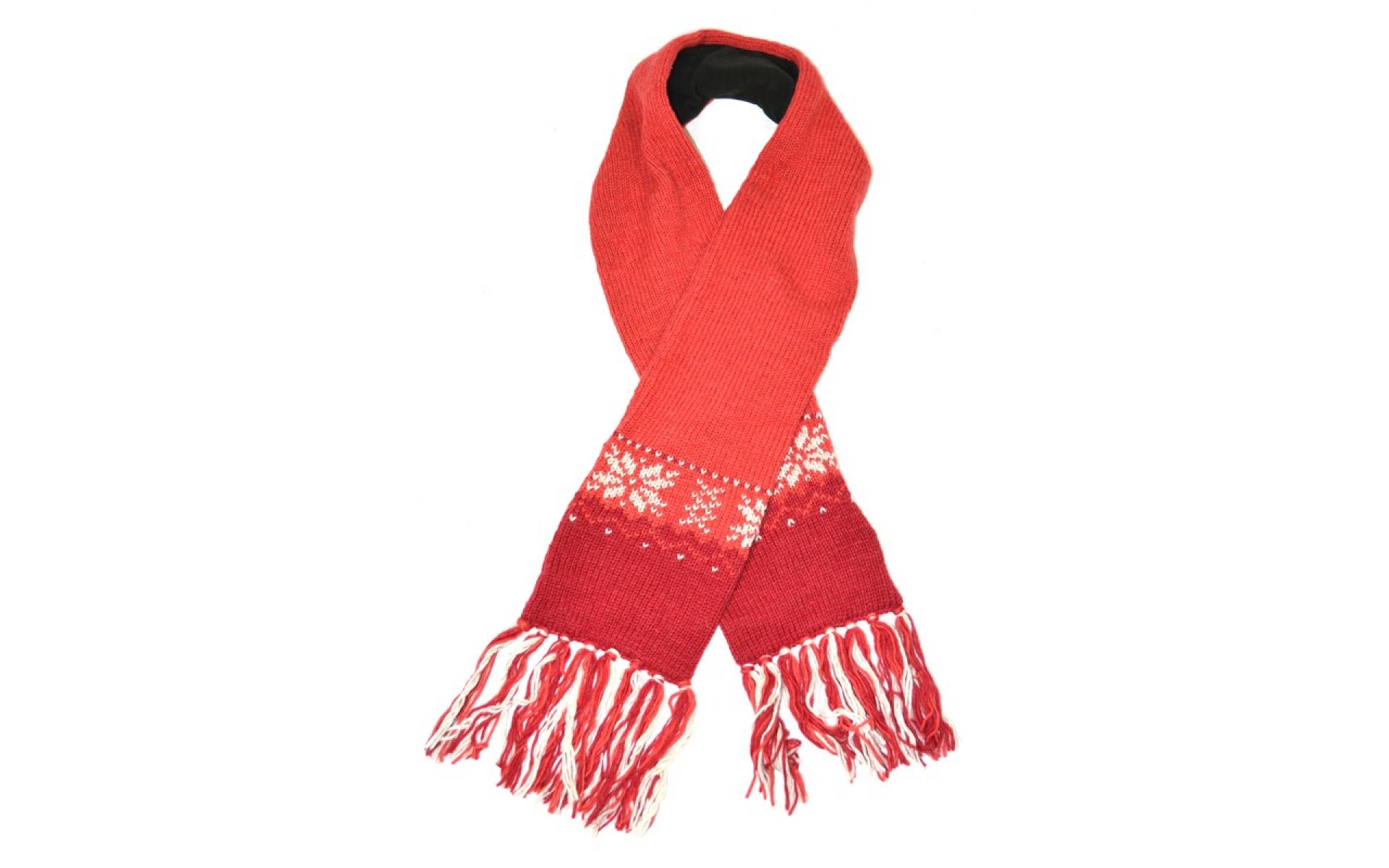 Červený vlnený šál s jemným dizajnom vločiek a strapcami