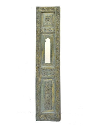 Drevený panel so zrkadlom vyrobený zo starých dverí ,, 40x3x185cm