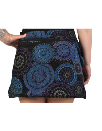 Krátka čená sukňa zapínaná na cvočky, Mandala dizajn, potlač, kapsička