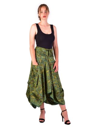 Dlhá letná nariasená sukňa, vrecká, zelená s drobným paisley potlačou