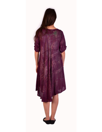 Krátke slivkovo fialové šaty s rukávom, výšivka, potlač