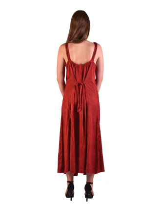 Dlhé červené šaty na ramienka, výšivka, celoprepínací na gombíky