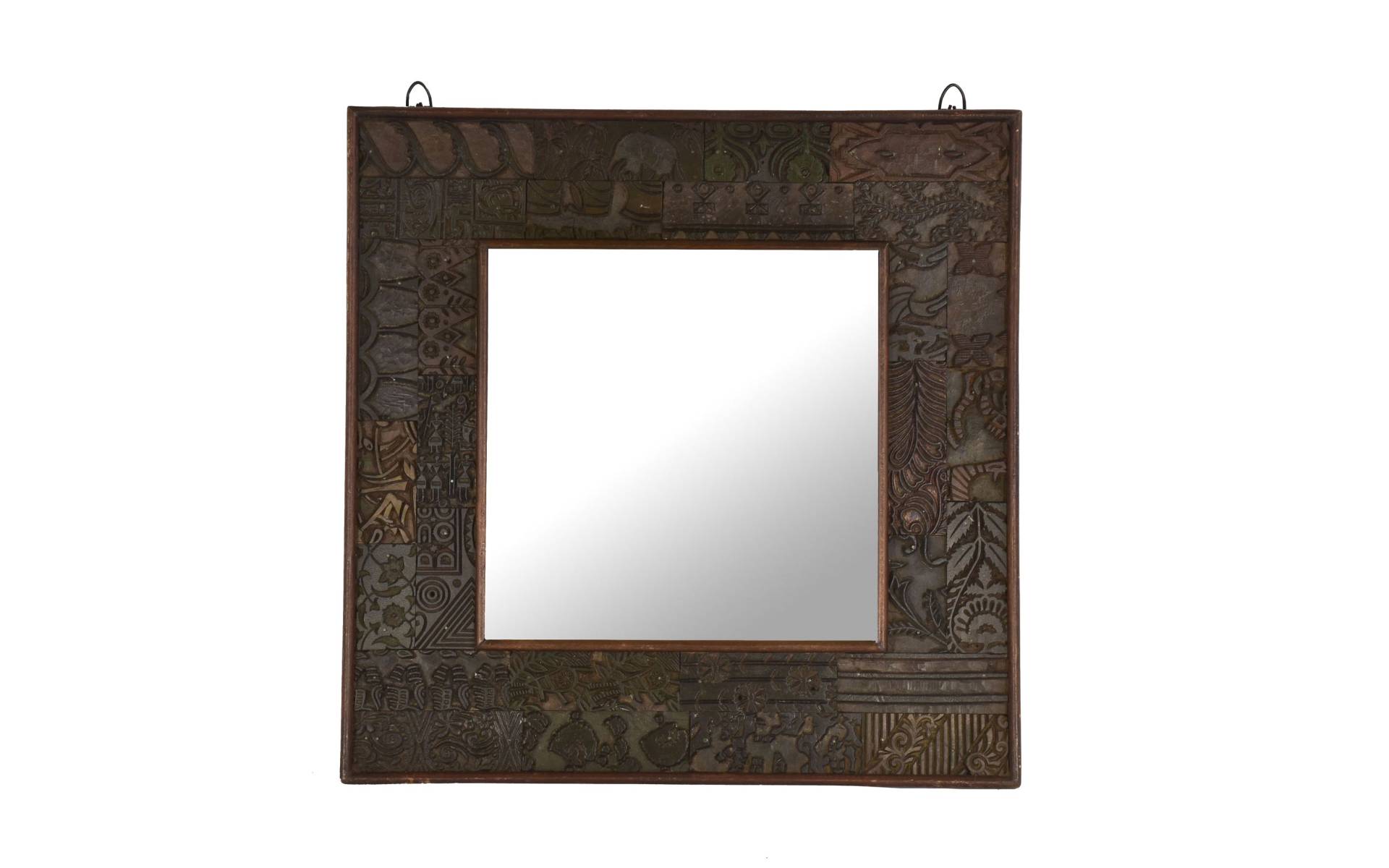 Zrkadlo v ráme z teakového dreva zdobené starými raznicami, 55x4x55cm