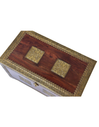 Truhla z palisandrového dreva zdobená mosadzným kovaním, 70x39x43cm