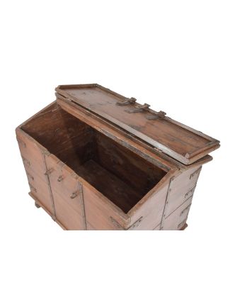 Stará truhla z teakového dreva, železné kovanie, 98x60x77cm