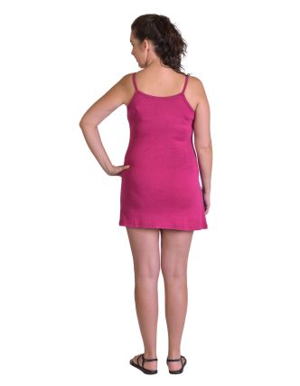 Krátke ružové šaty na ramienka, aplikácia a farebná výšivka