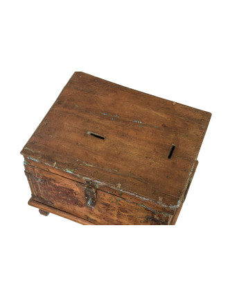 Starožitná tuhlička z teakového dřeva, železné kování, 34x26x26cm