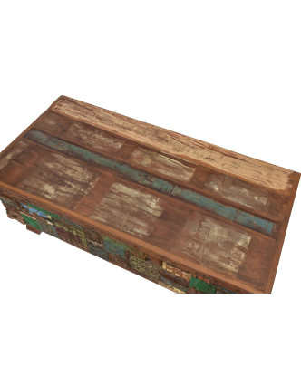 Dřevěná truhla z mangového dřeva zdobená starými řezbami, 122x61x48cm