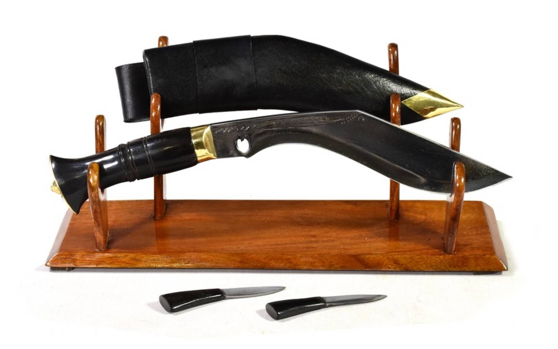 Khukri nôž Balance 9", rohovinová rukoväť, celý nôž 36cm, čepeľ 23cm