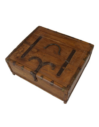 Stará truhlička z teakového dreva, 35x31x15cm