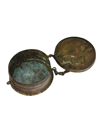 Stará kovová nádoba s vekom, ručne tepaná, mosadzná, 18x18x10cm