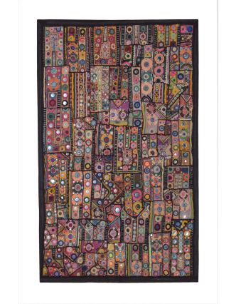 Unikátna tapiséria z Rajastanu, farebná, ručné vyšívanie, 143x95cm