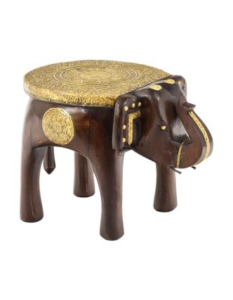 Stolička v tvare slona zdobená mosadzným kovaním, 29x20x21cm