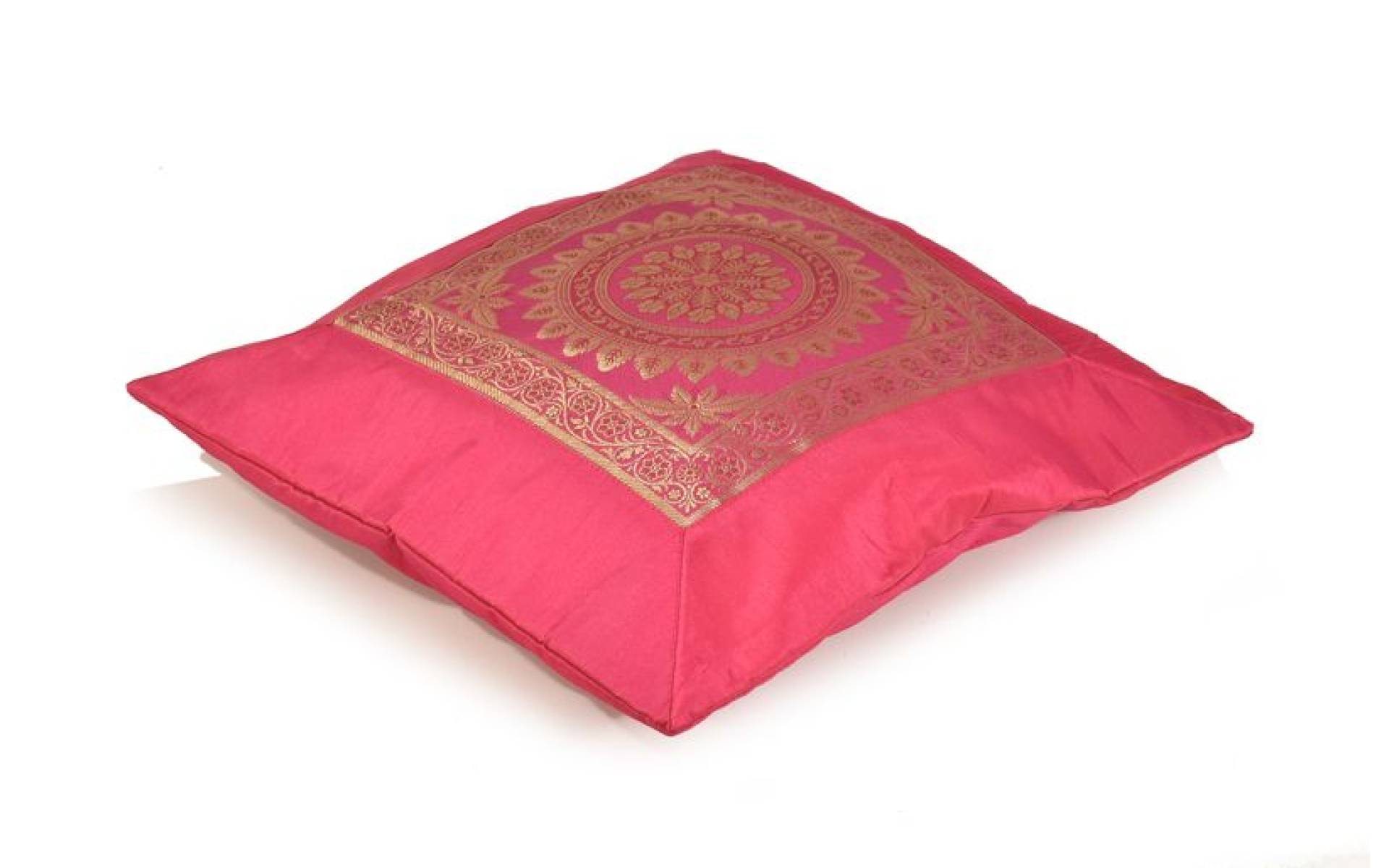 Obliečka na vankúš, ružová s mandala dizajnom, zlatá výšivka, 40x40cm