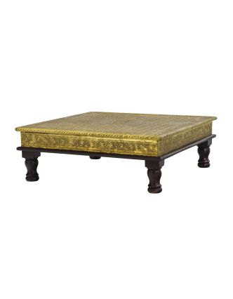 Čajový stolík z mangového dreva zdobený mosadzným kovaním, 45x45x16cm