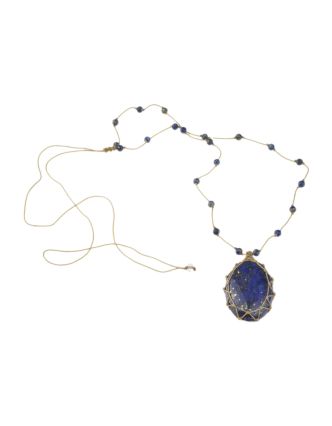 Macramé náhrdelník s lapis lazuli a brúsenými korálkami, 32-70cm, sťahovací