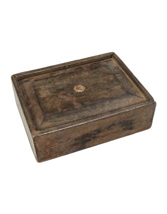 Stará krabička so šúpacím vekom, 24x19x9cm