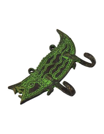 Vešiak, krokodíl, "Tribal art", mosadz, dva háčiky, zelená patina, 17cm