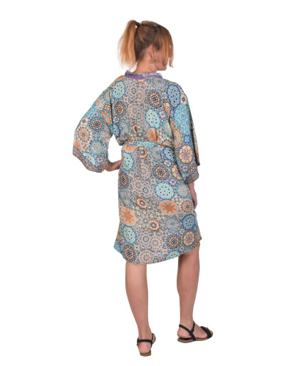 Krátke kimono s opaskom