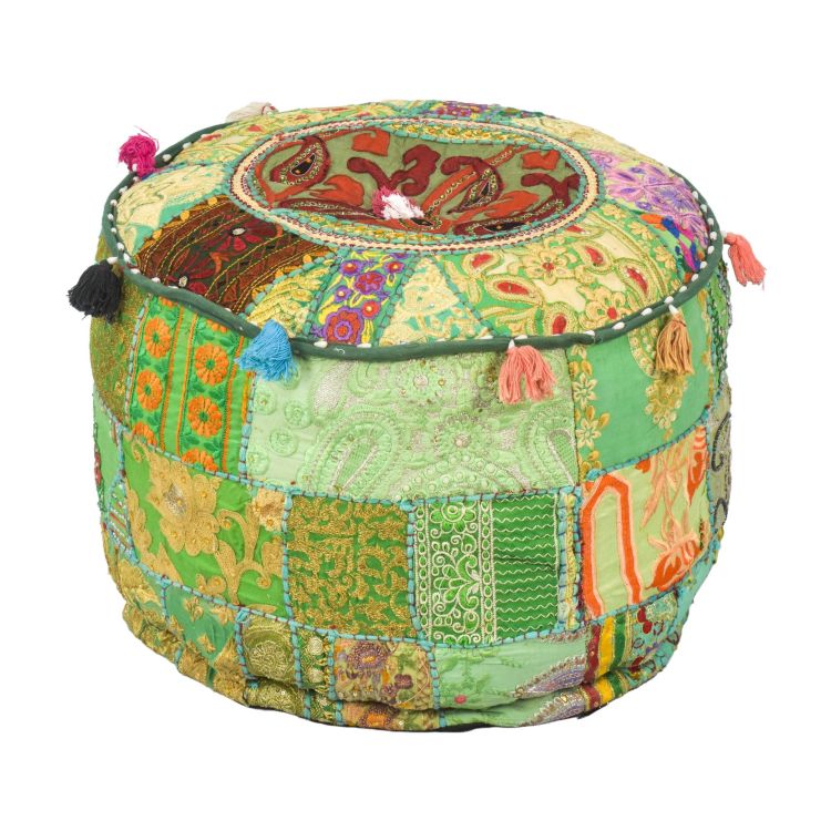 Taburet z Rajasthanu s bohatou Ari výšivkou, priemer 49cm výška 36cm patchwork