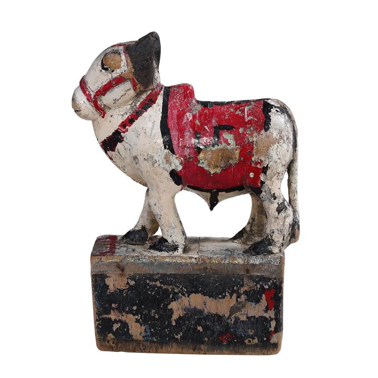 Soška posvätného býka Nandi z dreva, antik, ručne maľovaná, 17x6x25cm